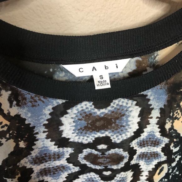 Cabi snakeskin sheer top - Picture 4 of 4